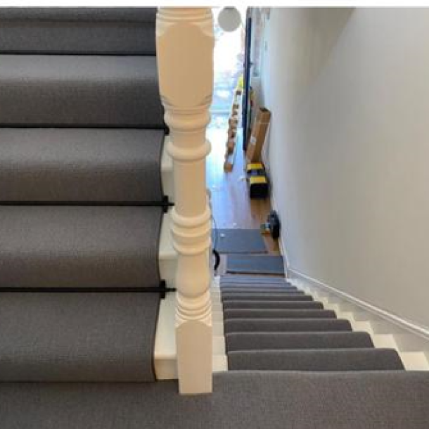 Grey Wool Natural Loop Carpet with American Binding Black Stairrods with acorn genial